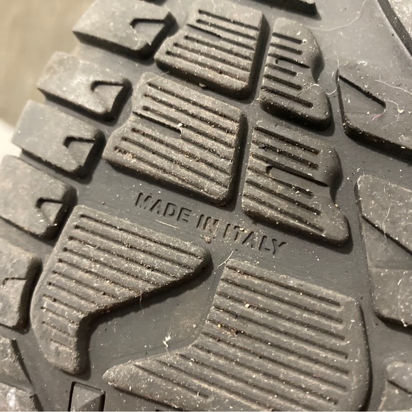 Pre Owned Valentino Garavani Trekking Sneakers . Sz 41 Orig. 945 - Picture 8 of 10